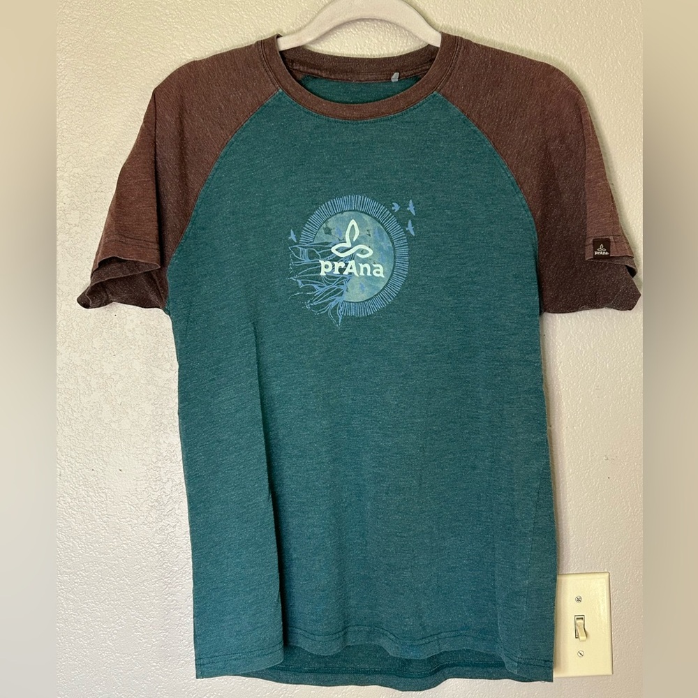 Prana Short Sleeve Graphic Design Nature Bird Peace T-Shirt Men's Sz M